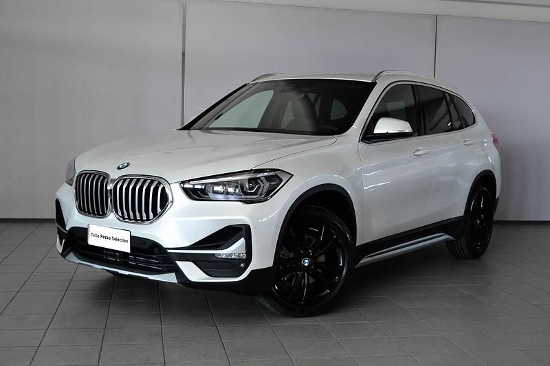 Usata BMW X1 xLine 136 CV (100 kW) 2022 Mineral white metallizzato SUV