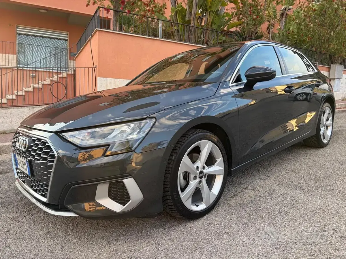 Usata Audi A3 Advanced 150 CV (110 kW) 2022 Grigio Berlina