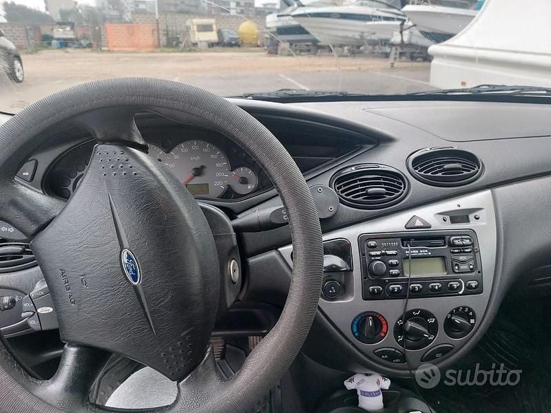 Usata Ford Focus 1999 Verde