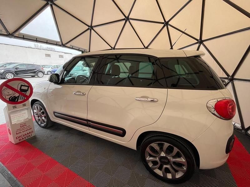 Usata Fiat 500L Lounge 85 CV (62 kW) 2014 Bianco Monovolume