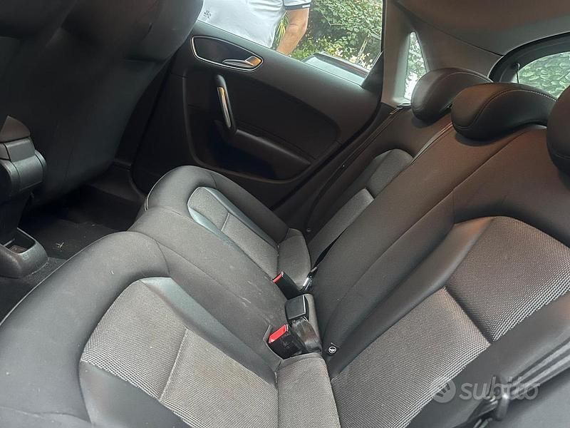 Bianco Usata 2013 Audi A1 Due volumi | 6000 € - Immagine 1/4