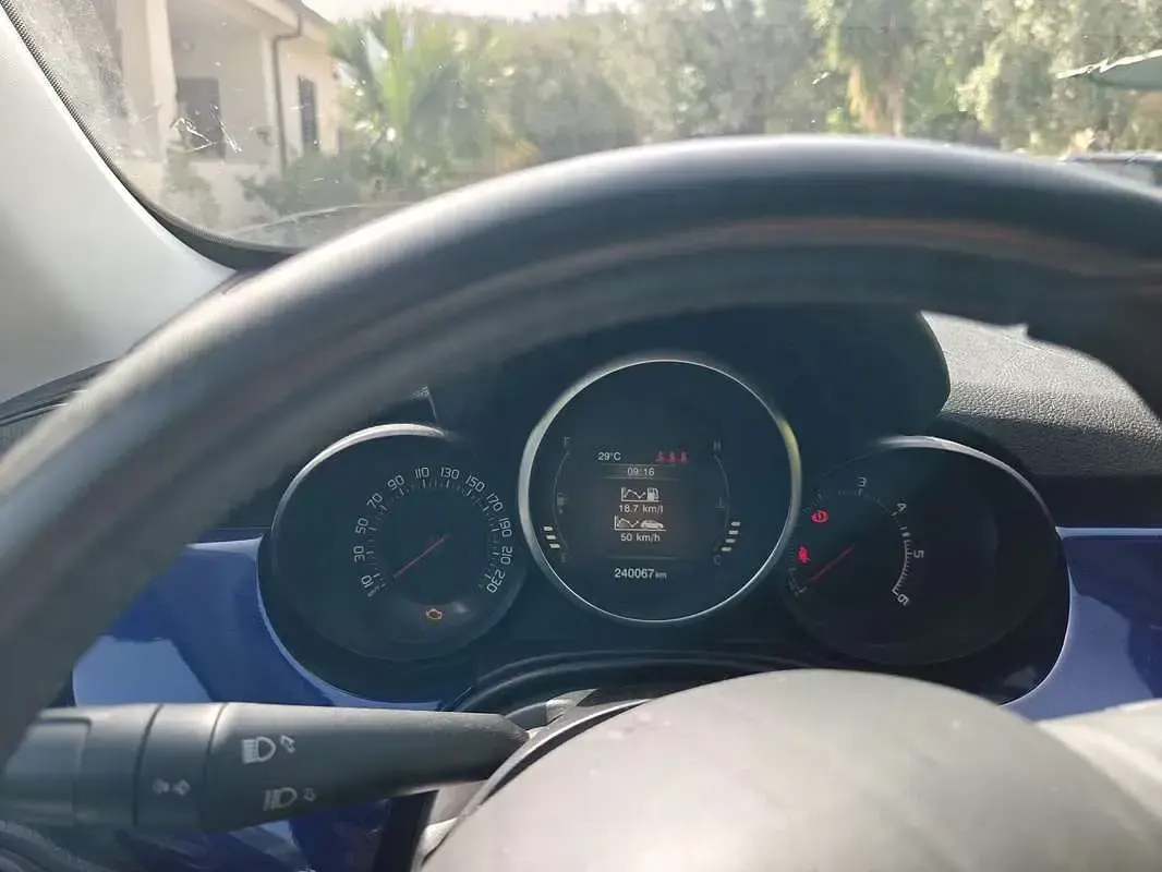 Usata Fiat 500 Lounge 120 CV (88 kW) 2015 Blu/azzurro Station wagon