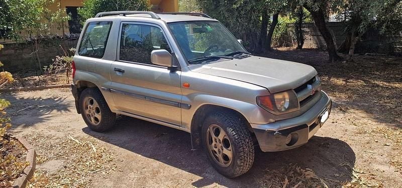 Usata 2000 Mitsubishi Pajero SUV | 6200 € (Ottimo prezzo) - Immagine 1/4