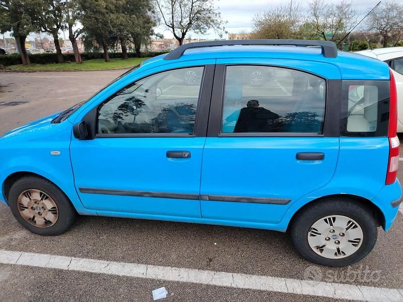 Usata Fiat Panda Dynamic 2005 Blu Utilitaria