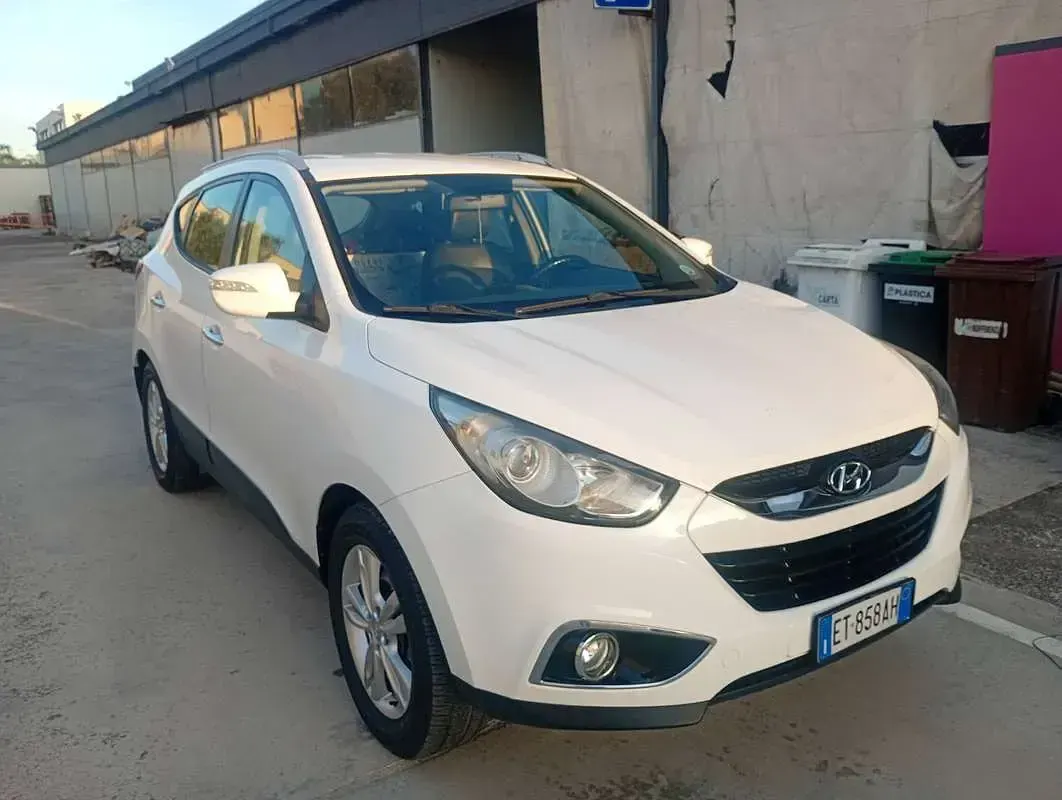Usata Hyundai ix35 116 CV (85 kW) 2013 Bianco SUV