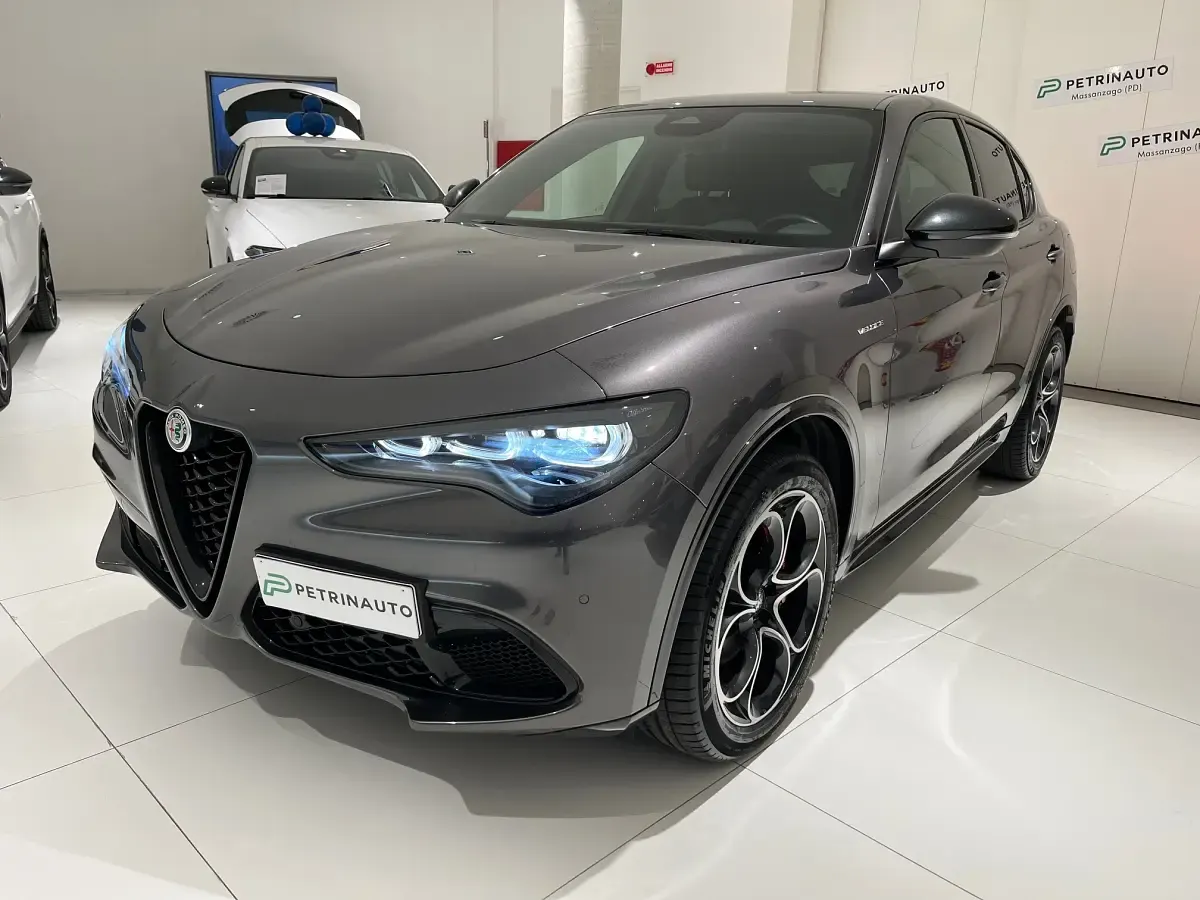 Usata Alfa Romeo Stelvio 209 CV (153 kW) 2024 SUV