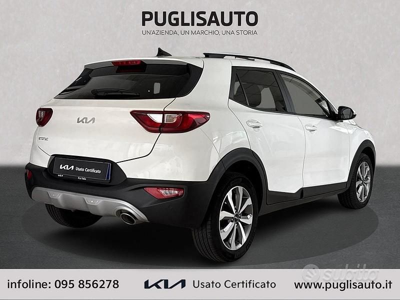 Usata Kia Stonic Style 78 CV (57 kW) 2025 Bianco SUV
