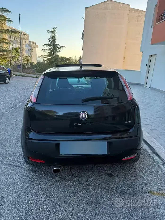 Usata Fiat Grande Punto 90 CV (66 kW) 2009 Nero Utilitaria