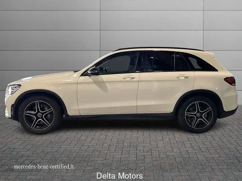 Usata Mercedes GLC220 Premium 194 CV (142 kW) 2022 Bianco polare SUV
