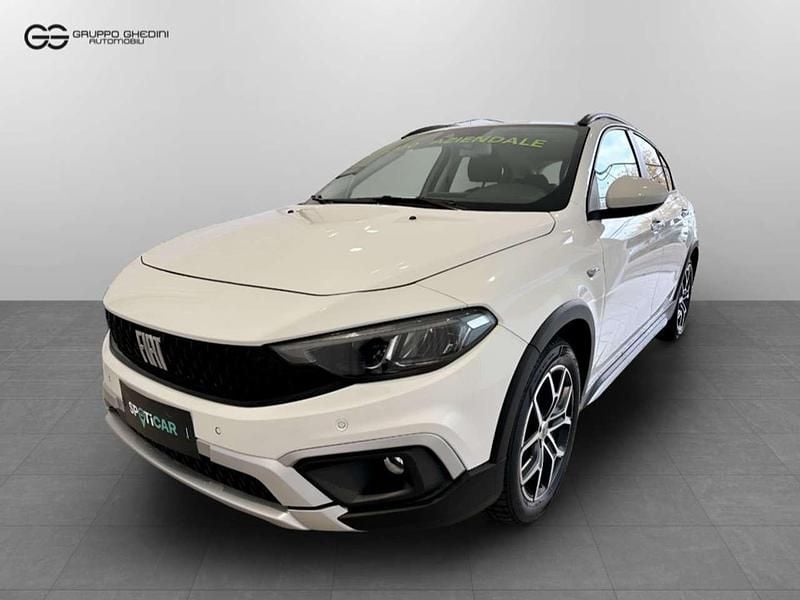 Bianco gelato Usata 2024 Fiat Tipo Tre volumi | 19.590 € (Buon prezzo) - Immagine 1/4