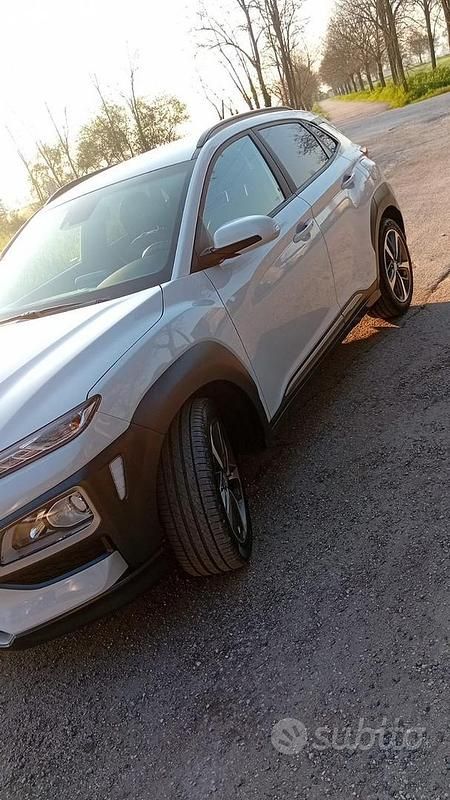 Usata Hyundai Kona 116 CV (85 kW) 2020 Bianco SUV