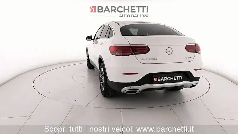 Usata Mercedes GLC200 163 CV (119 kW) 2021 Bianco SUV