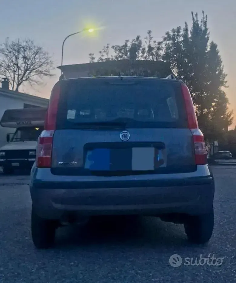 Usata Fiat Panda 75 CV (55 kW) 2011 Utilitaria