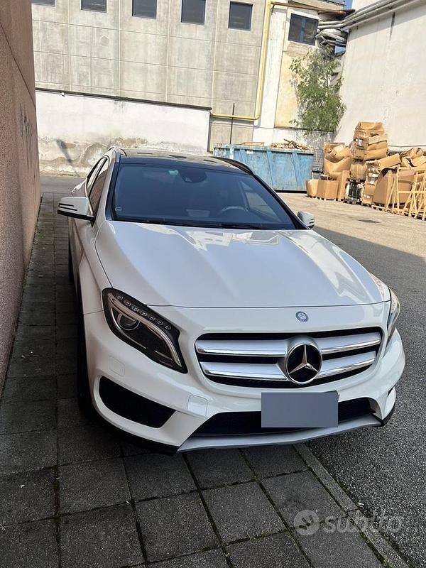 Usata Mercedes GLA200 136 CV (100 kW) 2015 SUV