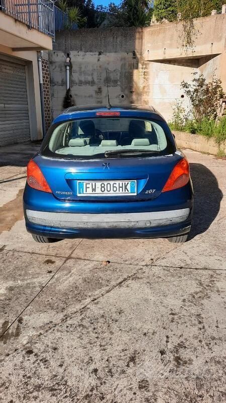 Usata Peugeot 207 88 CV (64 kW) 2007 Blu Utilitaria