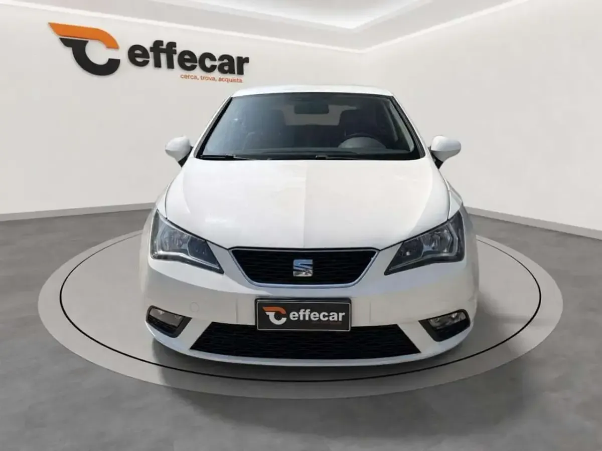 Usata Seat Ibiza CONNECT 75 CV (55 kW) 2015 Bianco Berlina