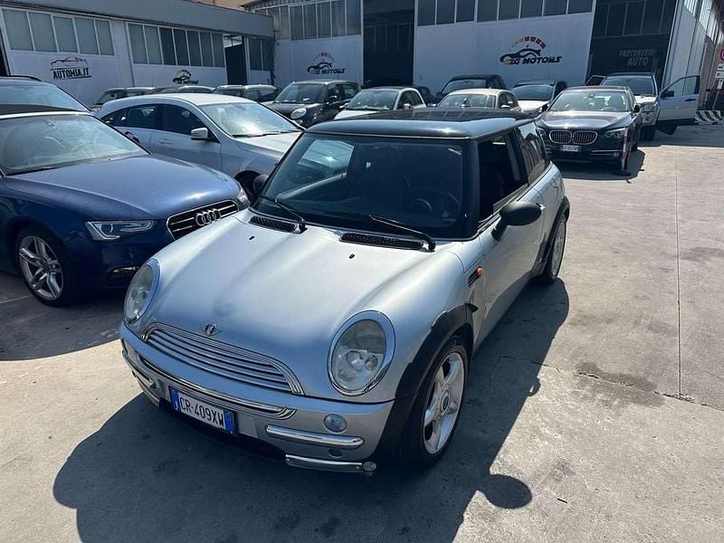 Grigio Usata 2003 Mini Cooper Due volumi | 1990 € (Super prezzo) - Immagine 1/4