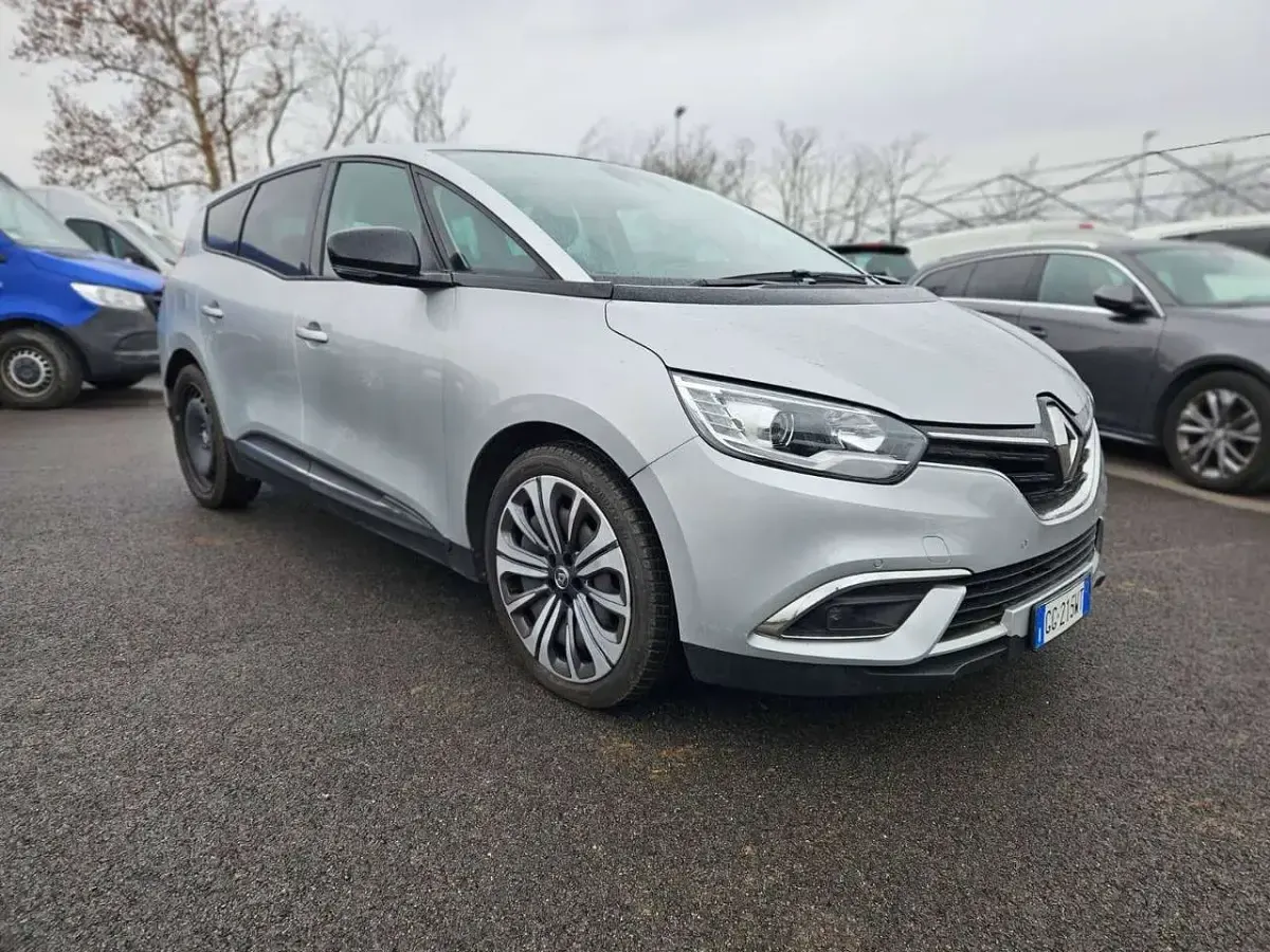 Usata Renault Scénic IV Business 140 CV (102 kW) 2021 Grigio Monovolume