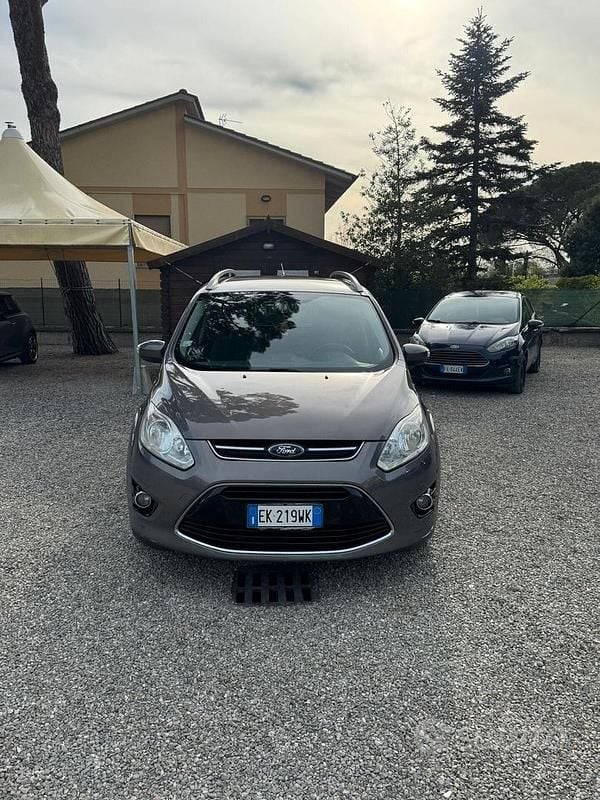 Usata Ford Grand C-Max Titanium 116 CV (85 kW) 2012 Grigio Monovolume