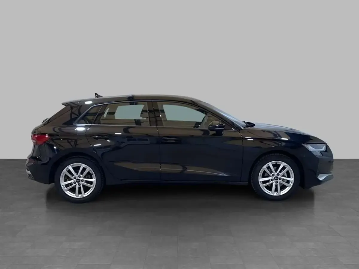 Usata Audi A3 Advanced 150 CV (110 kW) 2025 Nero mito metallizzato Berlina