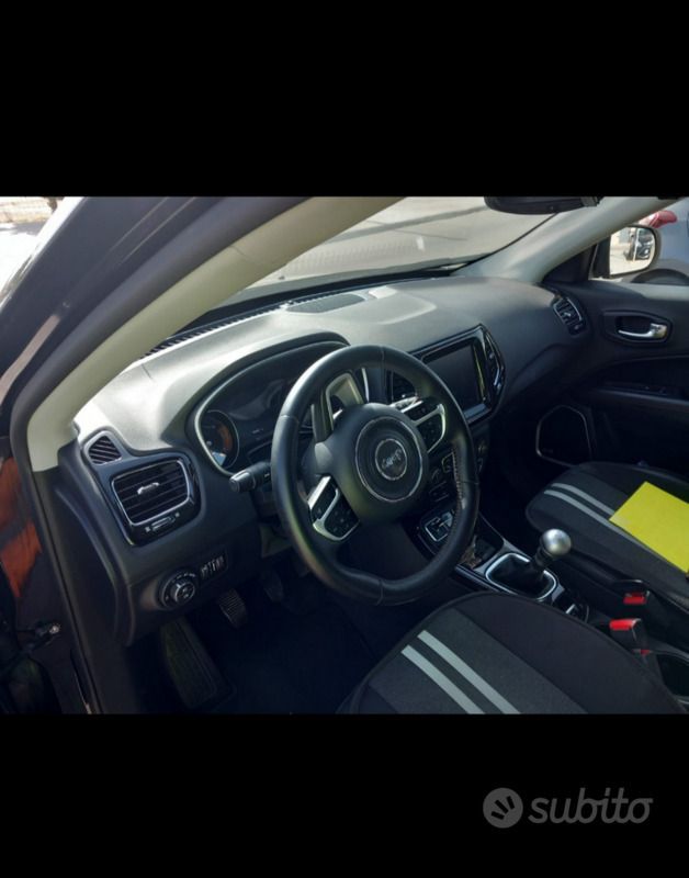 Usata Jeep Compass 120 CV (88 kW) 2018 Nero SUV