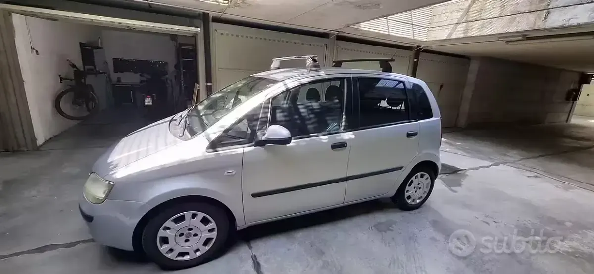 Usata Fiat Idea 80 CV (58 kW) 2010 Grigio Monovolume