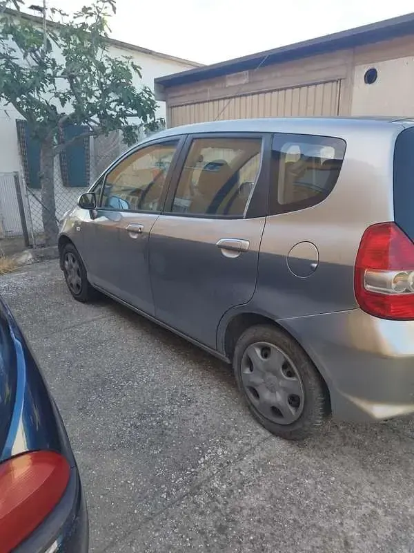 Usata Honda Jazz S 78 CV (57 kW) 2006 Grigio Utilitaria