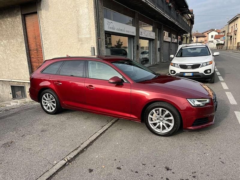 Bordeaux Usata 2019 Audi A4 Business Station wagon | 17.800 € (Ottimo prezzo) - Immagine 1/4