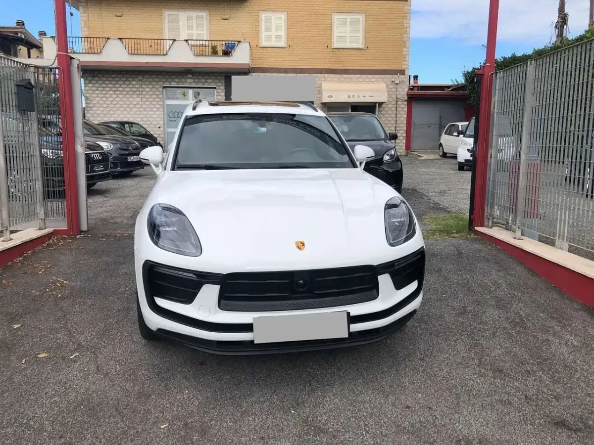 Usata Porsche Macan Chrono 265 CV (194 kW) 2023 Bianco SUV
