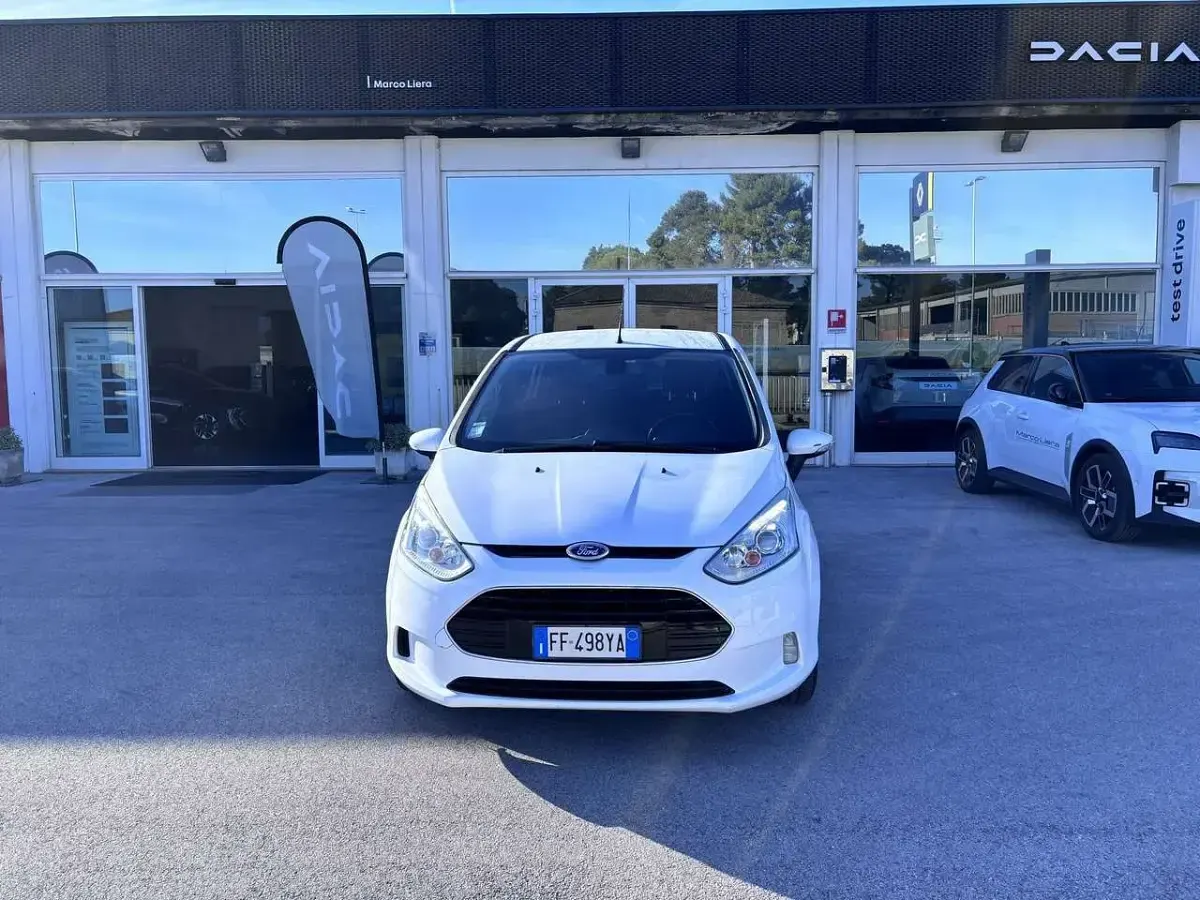 Usata Ford B-MAX Titanium 75 CV (55 kW) 2016 Bianco Monovolume