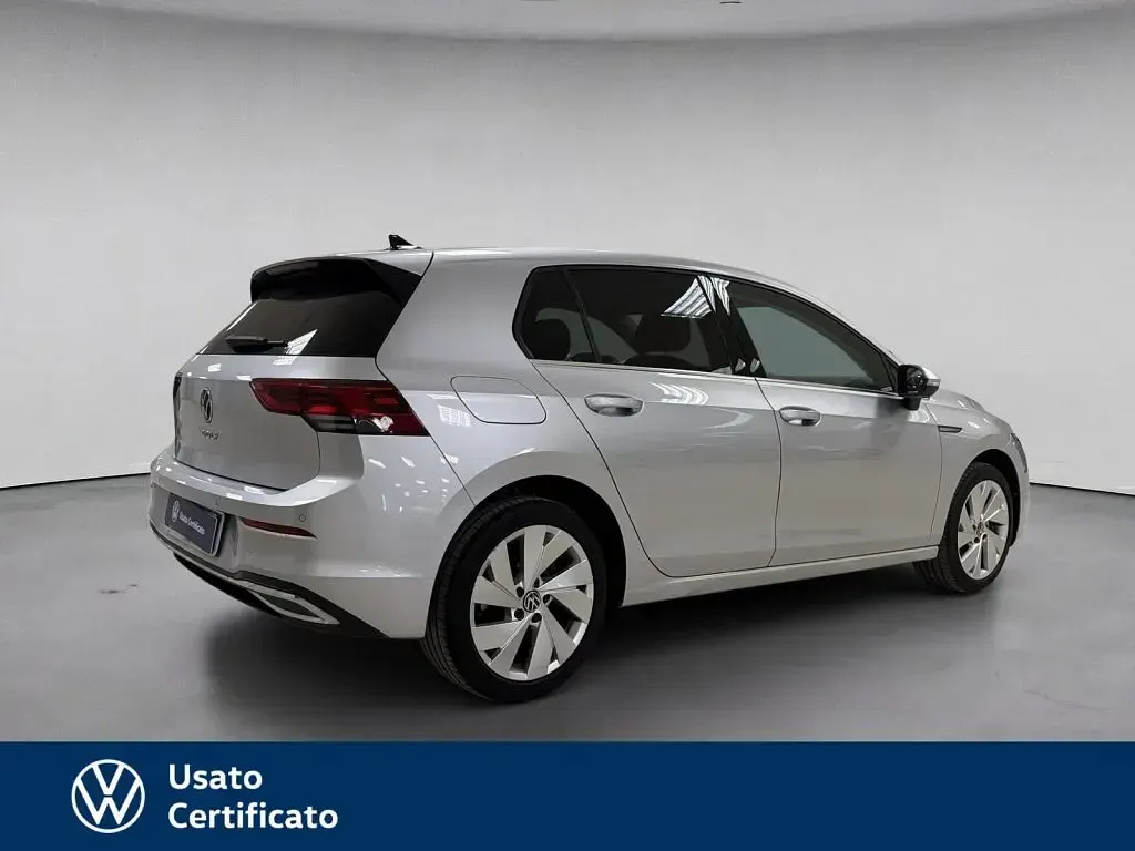 Usata VW Golf VII Style 130 CV (95 kW) 2020 Grigio pastello