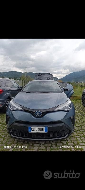 Usata Toyota C-HR 2020 Blu SUV