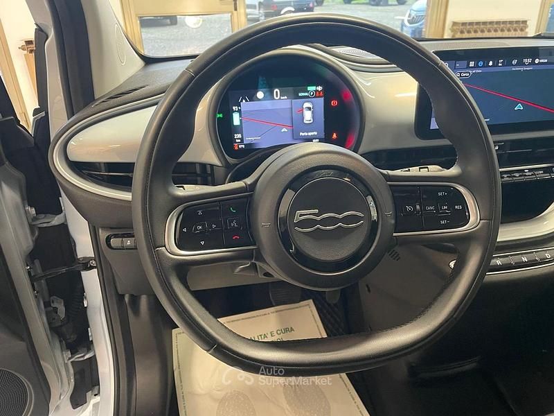 Usata Fiat 500e Icon 42 kW (58 CV) 2020 Blu Berlina