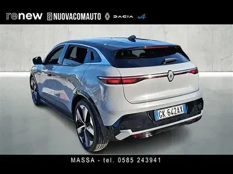 Usata Renault Megane E-Tech Techno 161 kW (220 CV) 2022 Grigio scuro Utilitaria