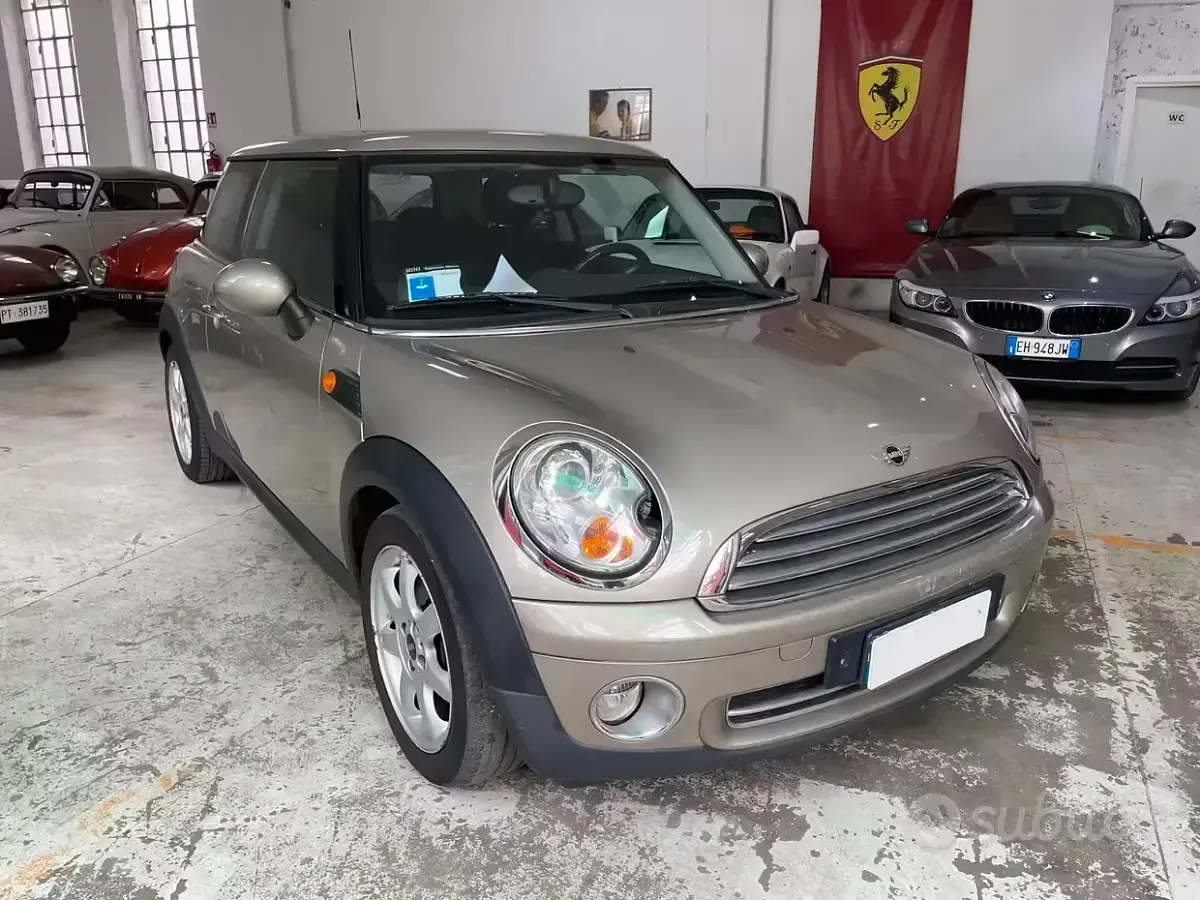 Usata Mini Cooper 120 CV (88 kW) 2007 Grigio Utilitaria