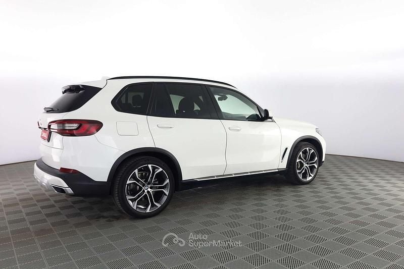 Usata BMW X5 xLine 286 CV (210 kW) 2021 Bianco SUV
