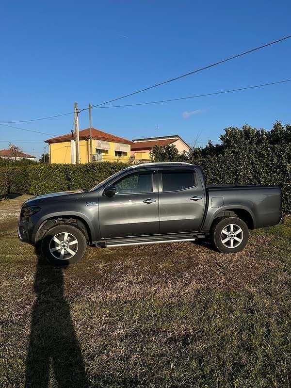 Usata Mercedes X350 258 CV (189 kW) 2018 Argento Pick-up