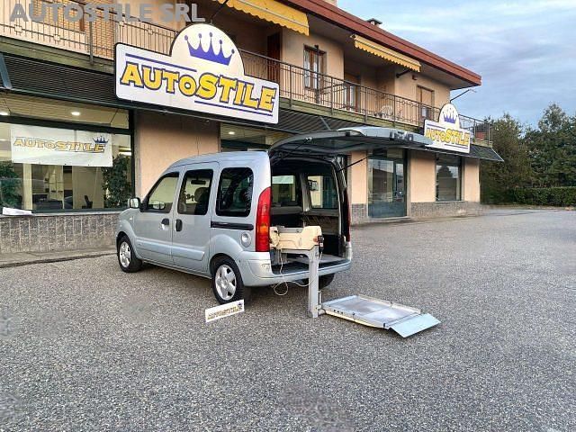 Usata Fiat Doblò 68 CV (50 kW) 2007 Grigio Monovolume