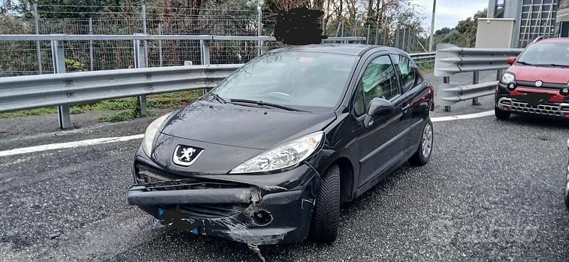 Usata Peugeot 207 88 CV (64 kW) 2006 Nero Station wagon