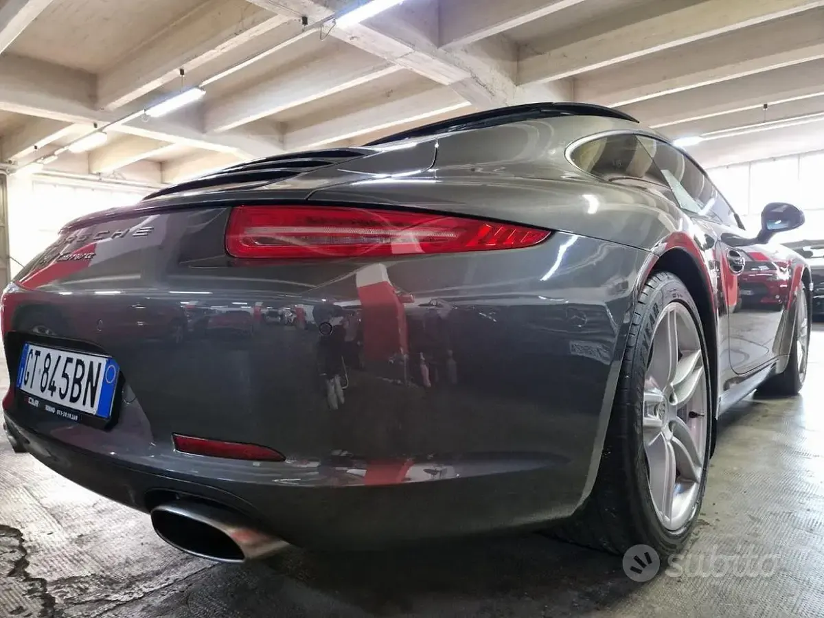 Usata Porsche 911 Carrera 349 CV (256 kW) 2014 Grigio Coupé
