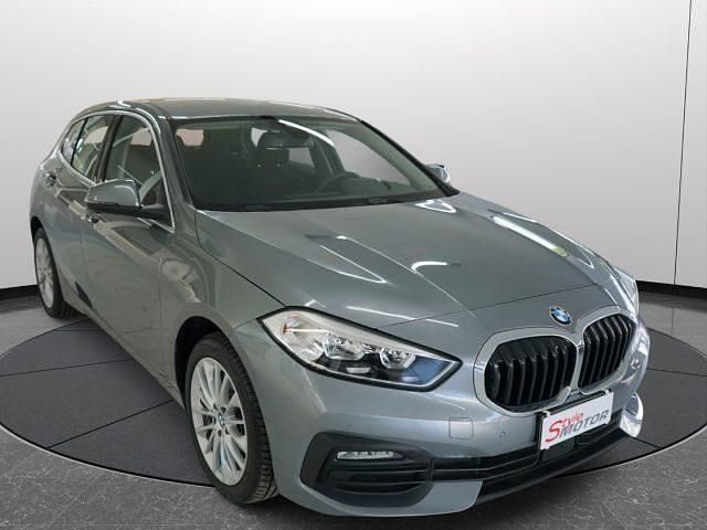 Usata BMW 120 Advantage 190 CV (139 kW) 2022 Grigio Utilitaria
