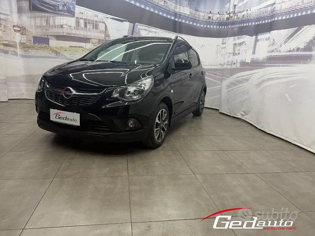Usata Opel Karl Rocks 73 CV (53 kW) 2019 Nero Utilitaria
