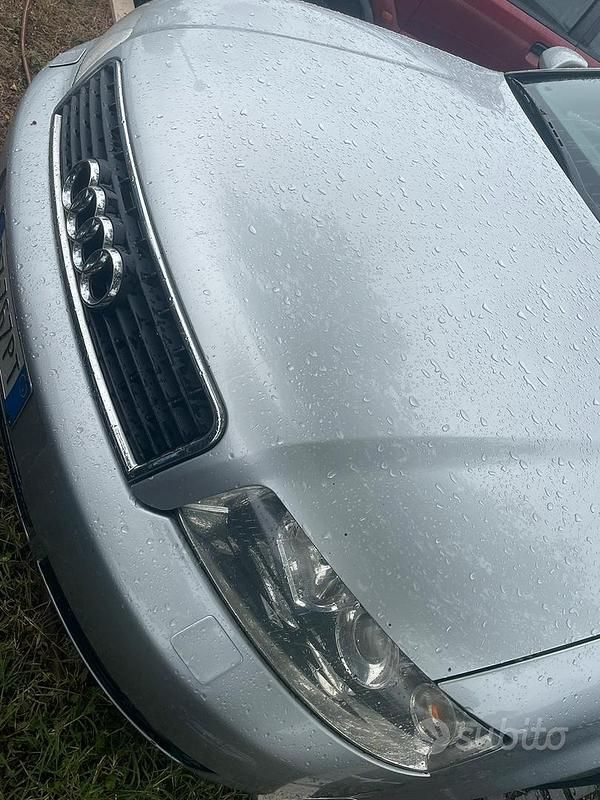 Usata Audi A4 130 CV (95 kW) 2002 Grigio Station wagon