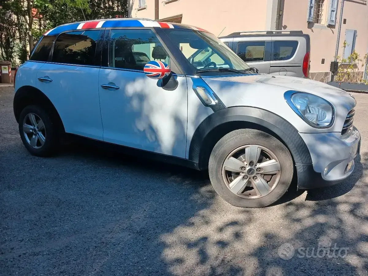 Usata Mini One D Countryman Business 90 CV (66 kW) 2016 Bianco SUV