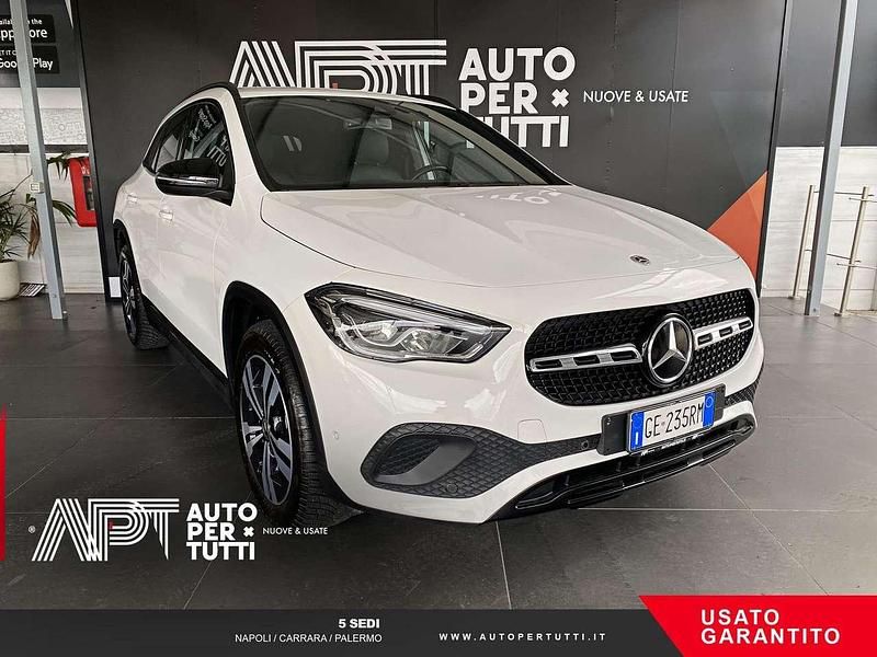 Usata Mercedes GLA200 163 CV (119 kW) 2021 Bianco SUV