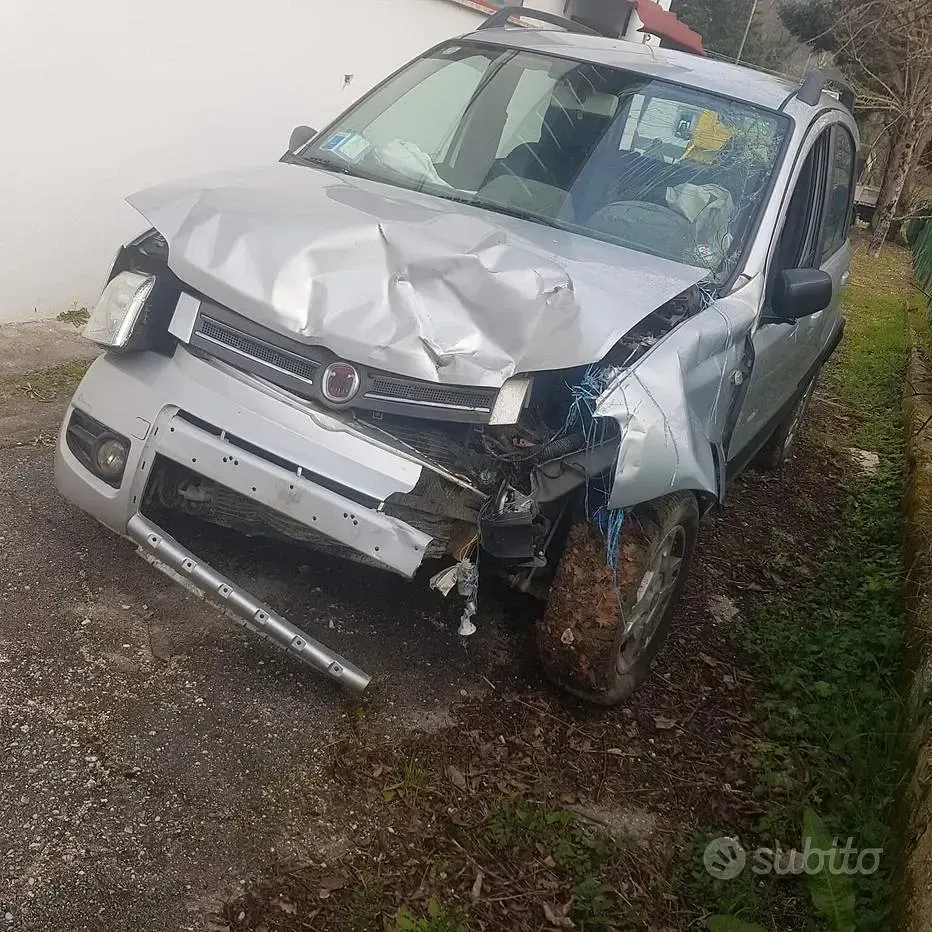 Usata Fiat Panda Climbing 60 CV (44 kW) 2009 Grigio Utilitaria