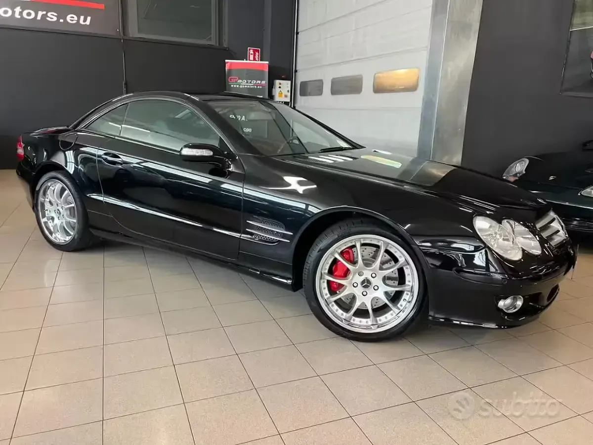 Usata Mercedes SL500 386 CV (283 kW) 2007 Nero Cabrio