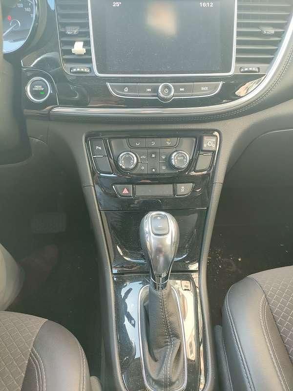 Usata Opel Mokka X Ultimate 140 CV (102 kW) 2018 Bianco SUV