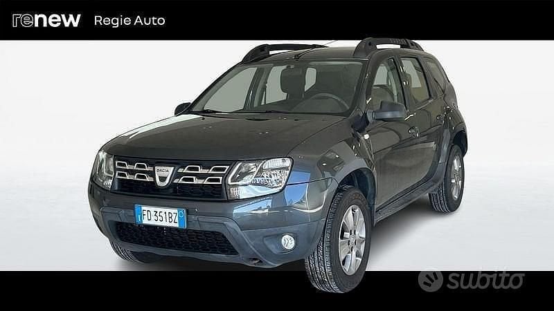 Usata Dacia Duster Lauréate 109 CV (80 kW) 2016 Grigio scuro SUV