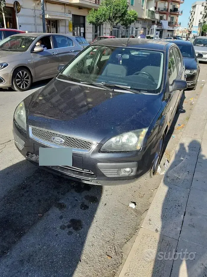 Usata Ford Focus 90 CV (66 kW) 2007 Berlina